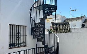 Asís 20.7
